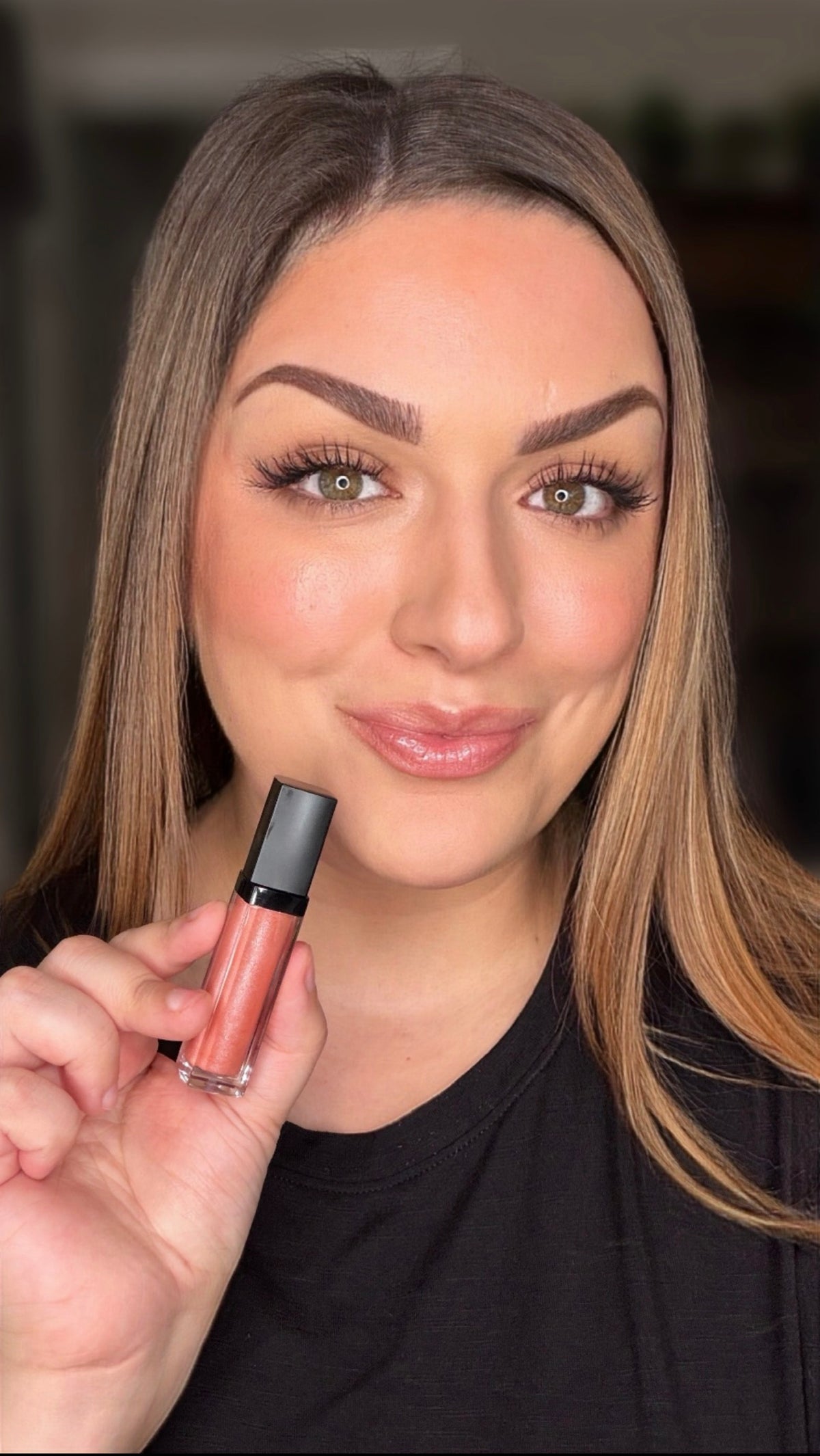 Crystal Mint  Lip Plumping Gloss - Crystal Peach