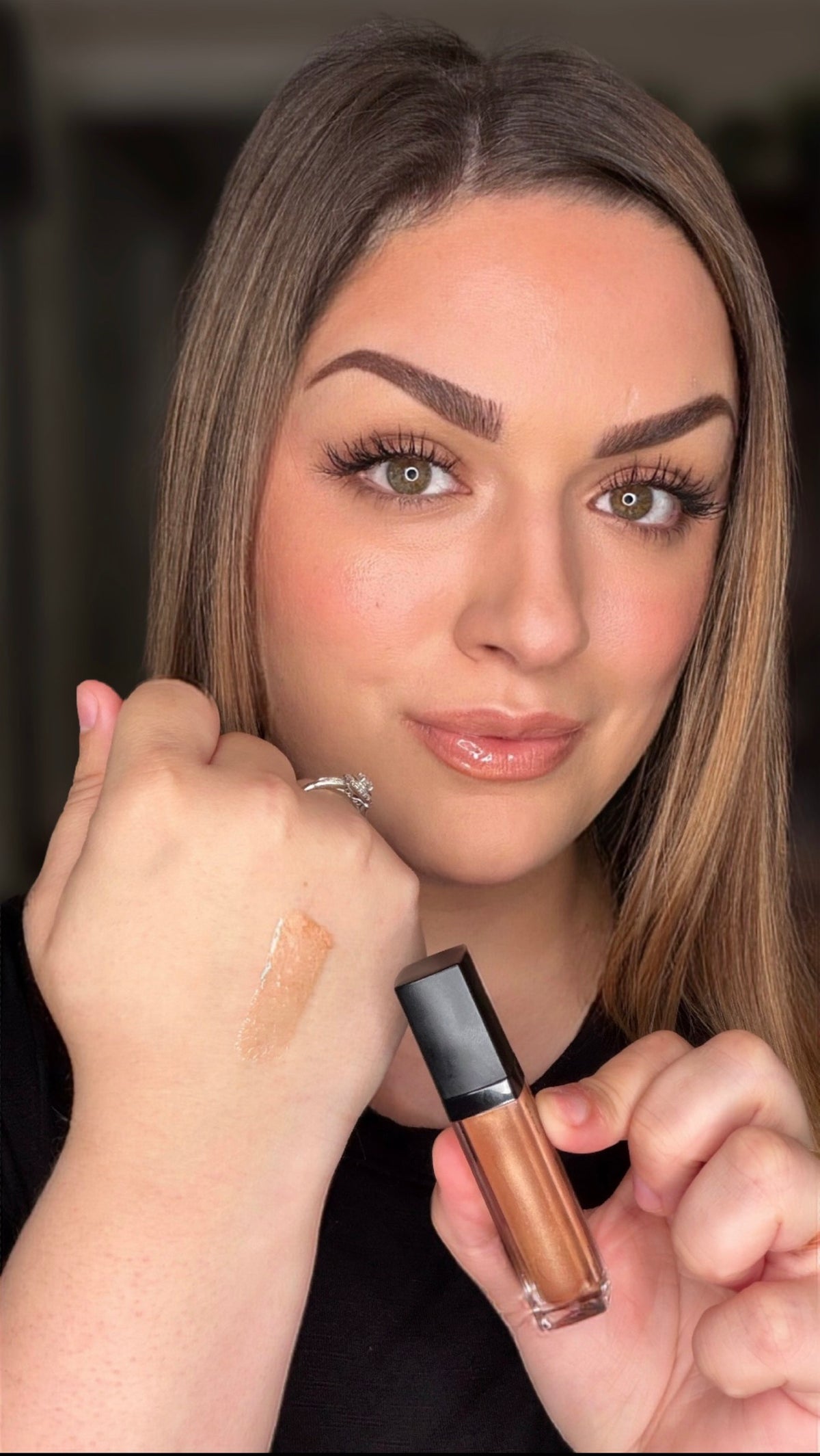 Vanilla Bean Lip Glaze - Caramel Honey