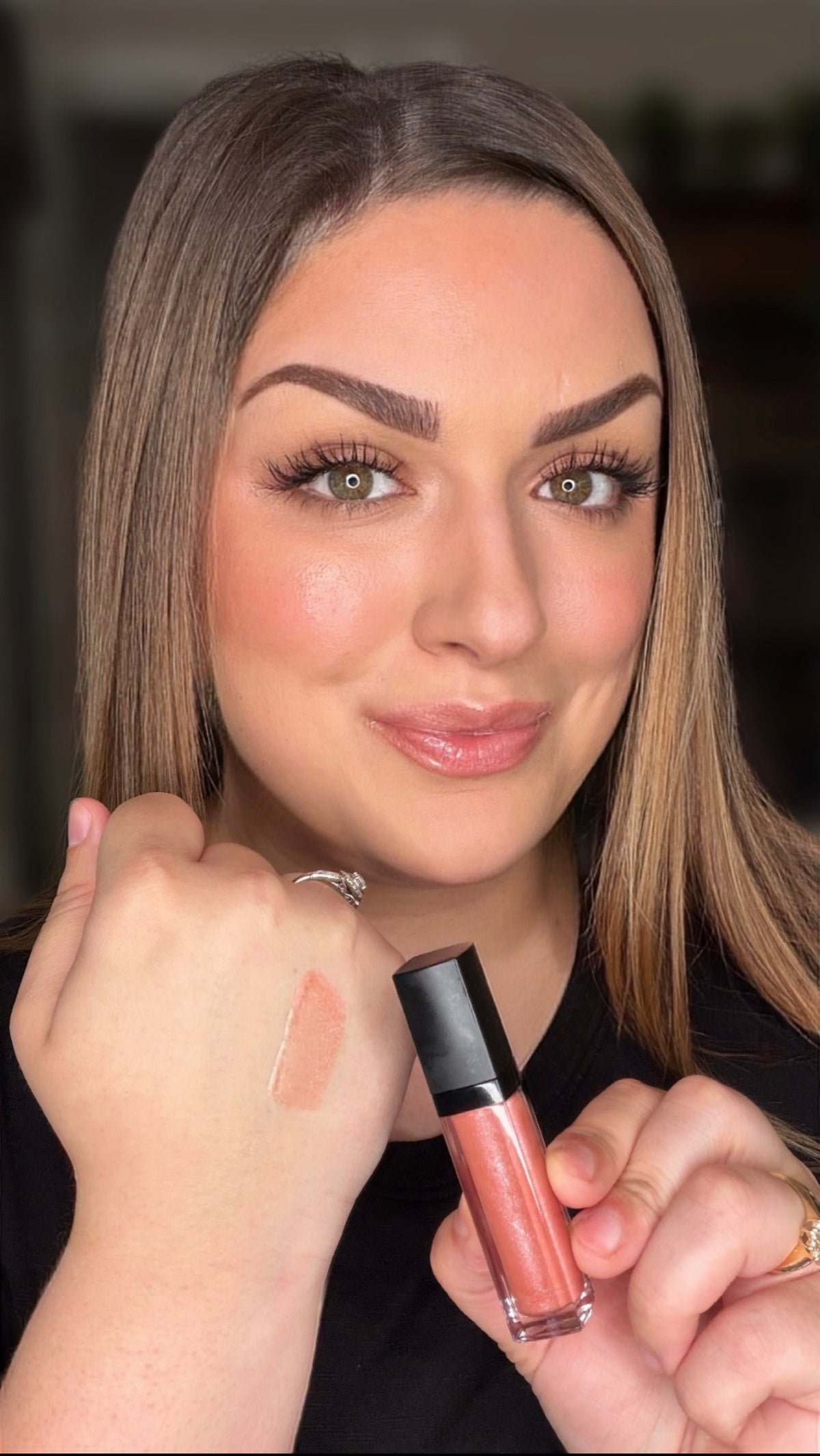 Crystal Mint  Lip Plumping Gloss - Crystal Peach