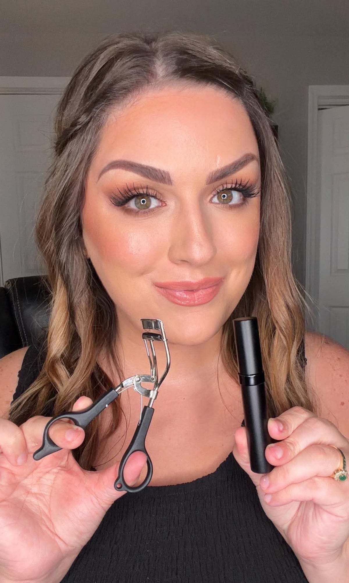 The Lux Lash Curler