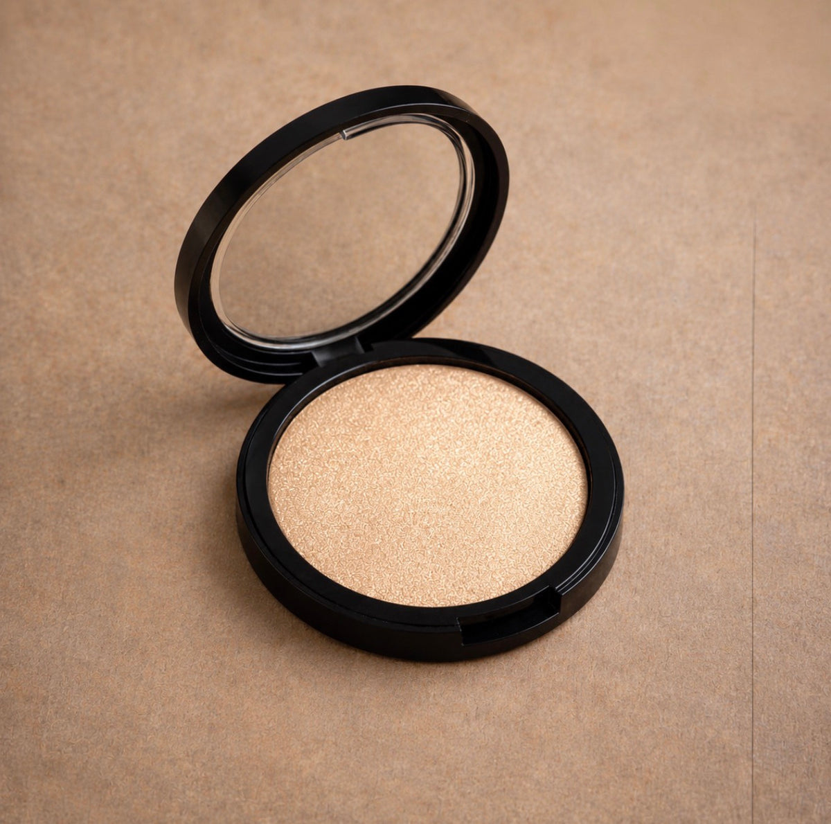 Candlelit Illuminating Powder